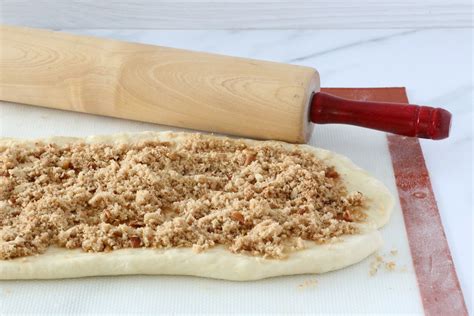 Usda organic non gmo project verified. The Easiest Cinnamon Rolls Using Frozen Bread Dough