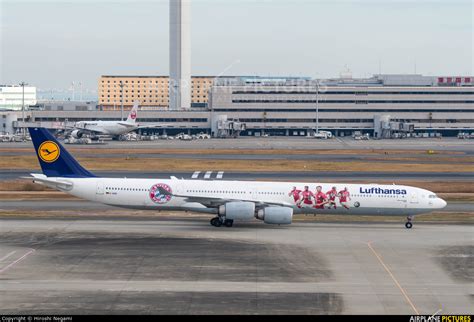 D Aihk Lufthansa Airbus A340 600 At Tokyo Haneda Intl Photo Id