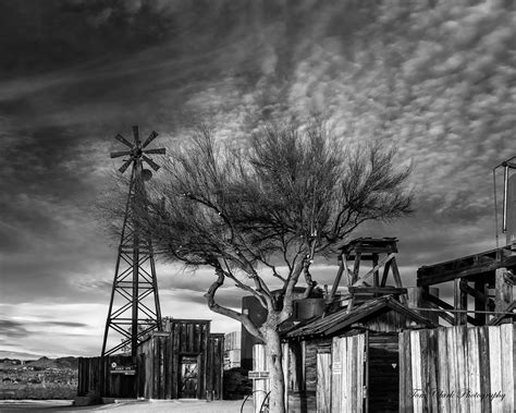 Iconic Western Scenery In Goldfield Ghost Town Arizona Goldfield Ghost Town Scenery Ghost Towns