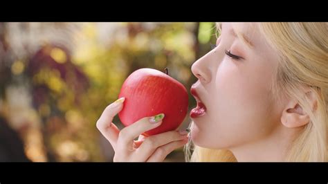 eve taking a bite from the forbidden fruit colorized 9999bc r twicememes