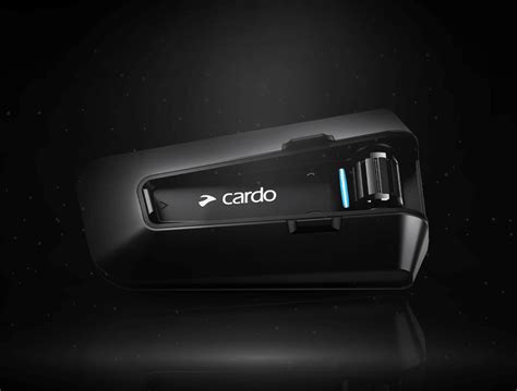 Cardo Packtalk Edge Le Renouveau Des Intercoms Haut Des Gamme Chez