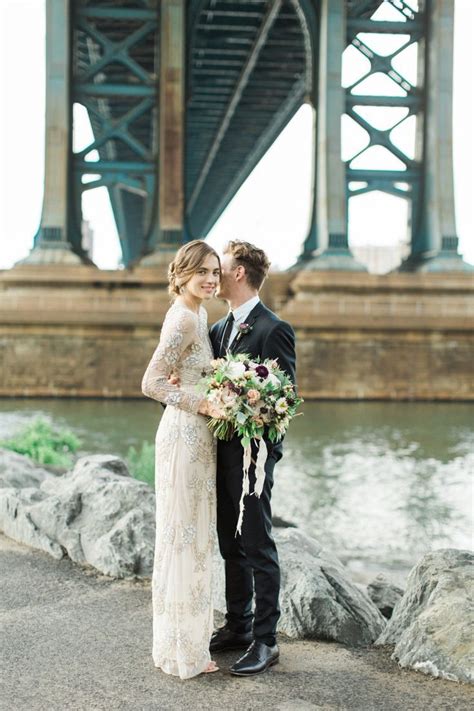 Beauty Underneath The Brooklyn Bridge Brooklyn Wedding Photos Nyc