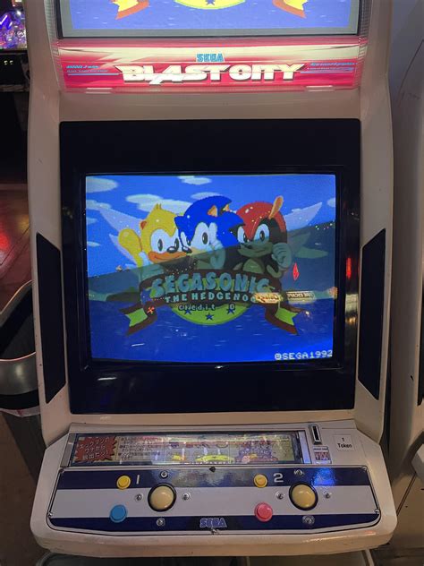 Found This At An Arcade Anyone Recognize It Is It Rare R