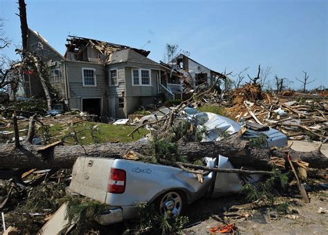 Tornadoes Apocalyptic Aftermath Cbs News
