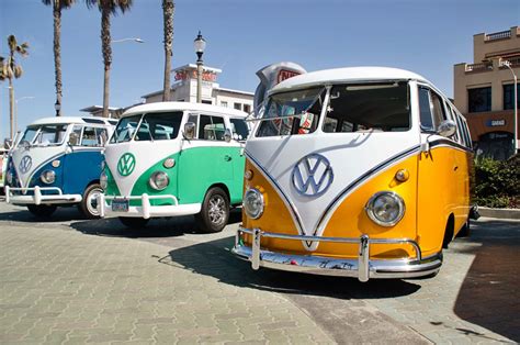 Great savings & free delivery / collection on many items. Combi Volkswagen de 1962, une nouvelle version électrique ...