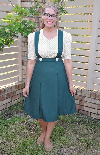 1940s pinafore skirt outfits fashion bib dress