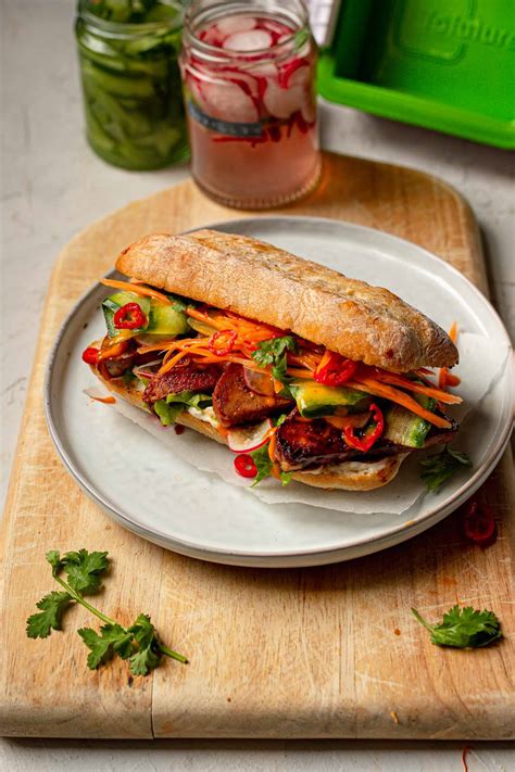 Vegan Banh Mi Sandwich - Easy Recipe Lucy & Lentils