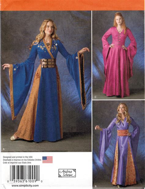 Simplicity Pattern 1009 Renaissance Dress Costume In Three Views Sizes
