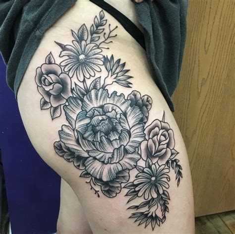 Floral Hipthigh Piece By Levi Hatch At Eclectic Art Tattoo Gallery In Lansing Mi Flower Hip