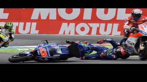 Videos Dovizioso Saved Lives Of Vinales From Death Motogp 2017 Youtube