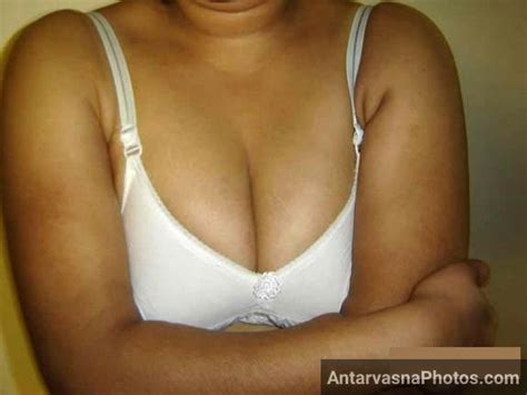 Hot Bhabhi Ke Mast Nange Big Boobs Ke Sexy Naked Pics