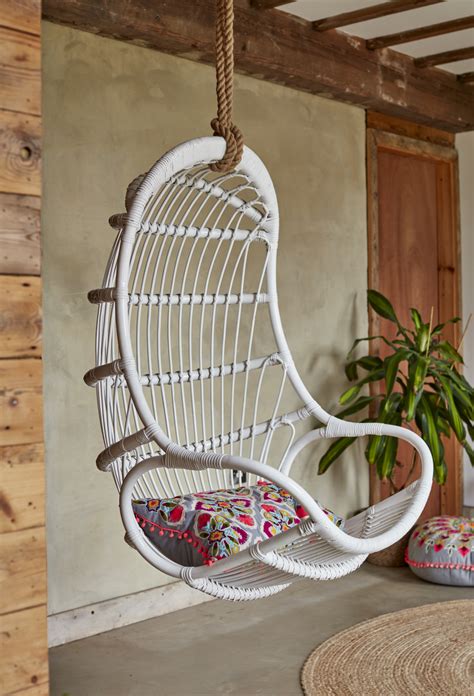 Aurora Rattan Hanging Egg Chair | Hanging chair, Hanging egg chair, Hanging chair indoor