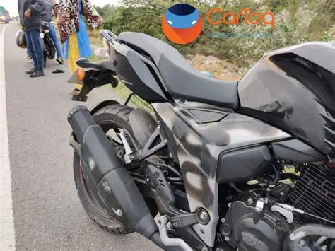 Alcantara like finish on the seat. BS6-Compliant 2020 TVS Apache RTR 160 4V Spotted