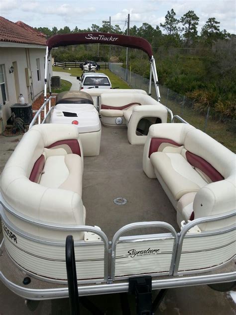 Sun Tracker 21 Party Barge Signature Series Boat For Sale Waa2