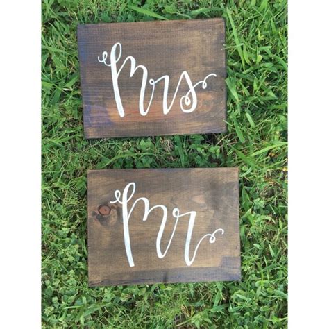 Mr And Mrs Signs Rustic Wedding Decor Wedding By Thevintageminttx