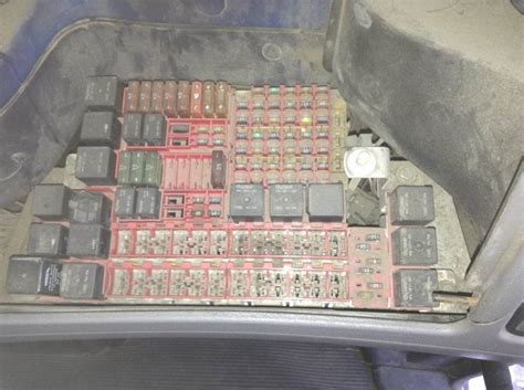 Can someone help me with a wiring diagram for a 2008 t660 cummins isx vin215258. 2000 Kenworth Fuse Panel Diagram - Wiring Diagram Schemas