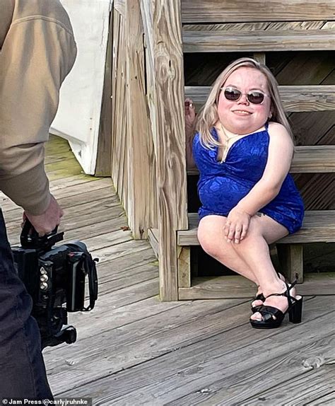 THREE FOOT Tall Woman With Rare Form Of Dwarfism Working As Fashion Model And Looking For