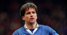 Frank Yallop plays in a Premier League game for Ipswich Town. - Planet ...