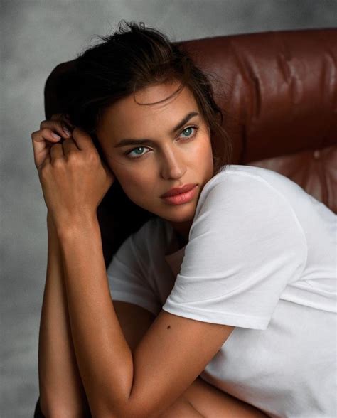 Irina Shayk Is A Natural Beauty In Intimissimi Every Wear Book