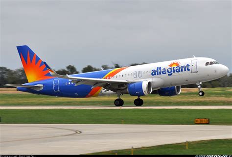 Airbus A320 214 Allegiant Air Aviation Photo 5248925