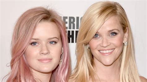 Reese Witherspoons Daughter Ava Phillippe Looks Exactly Like Her In