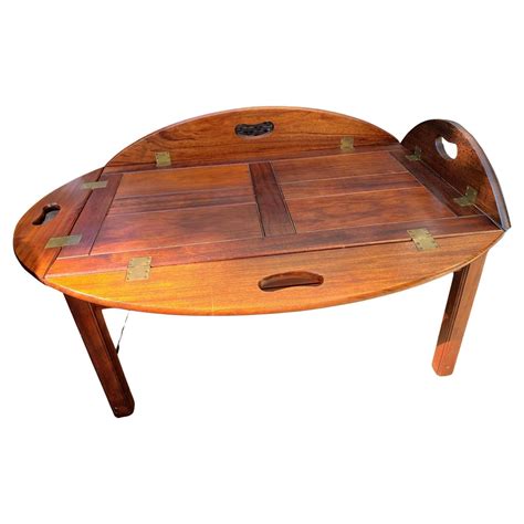 Classic English Butlers Coffee Table At 1stdibs