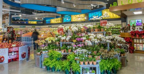 After A Bumpy Spring Floral Sales Are Blooming In Supermarkets