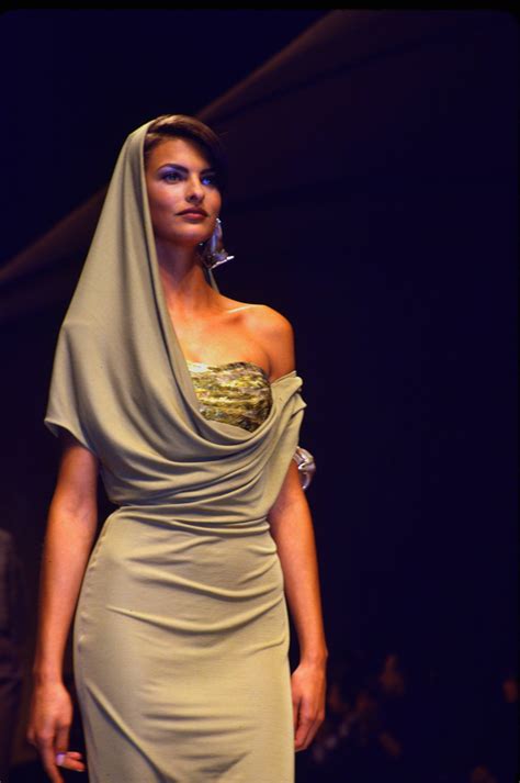 Linda Evangelista Lanvin Haute Couture Runway Show Ss 1990 Couture