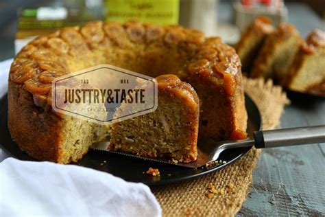 This easy banana bread is very simple to put together with very few ingredients and few short steps. Resep Upside Down Banana Bread | Just Try & Taste