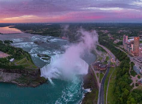 Aerial View Of Niagara Falls Canada Usa During Scenic Sunset Stockphoto