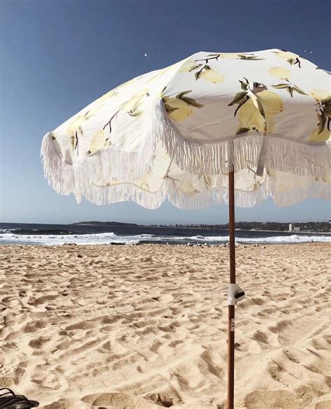 The Holiday Beach Umbrella Vintage Lemons Au