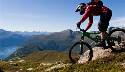 5 Mountain Biking Safety Tips Getupandgo