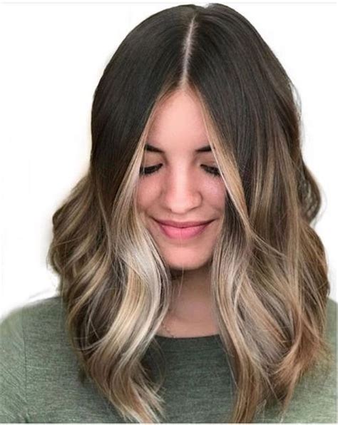 Brunette Looks We Re Falling For This Season Balayage Hair Hair