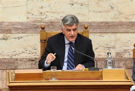 Στις 9 ιανουαρίου 2020 οι υγειονομικές αρχές της κίνας ανακοίνωσαν ότι πρόκειται για νέο στέλεχος. doryforos europa: ΥΠΟΥΡΓΕΙΟ ΠΑΙΔΕΙΑΣ