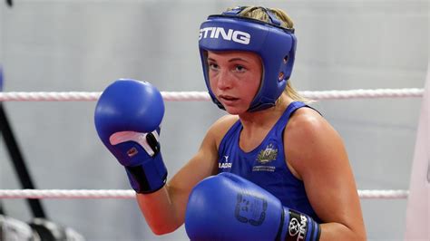 Kristy Harris First Female Boxer To Fight At A Commonwealth Games