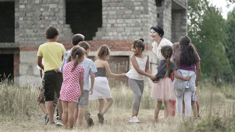 Cwtl Brings Education To Displaced Ukrainian Children War Child