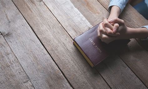 Three Prayers To Begin Reading The Bible Blogbible