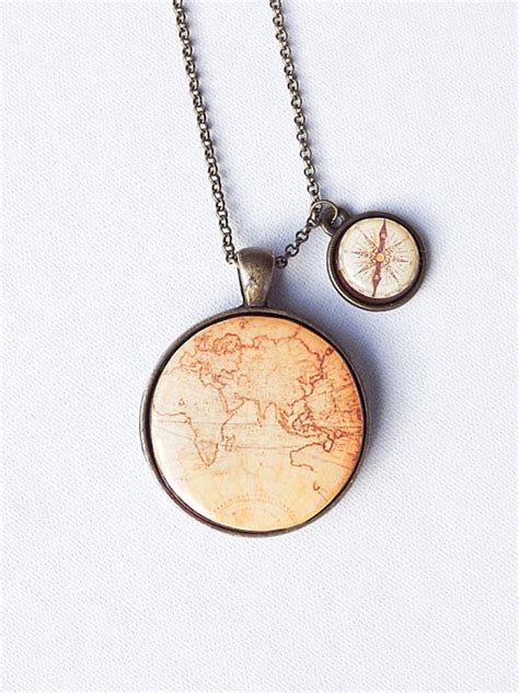World Map With Compass Necklace World Necklace Vintage World Etsy