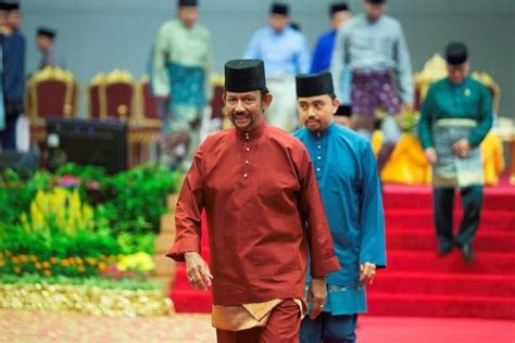 Opinion Stoning Gay People The Sultan Of Brunei Doesn’t Understand Modern Islam The New
