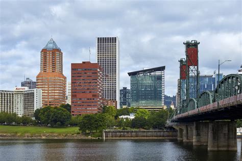 Portland Oregon Skyline Editorial Image Image Of View 109568050