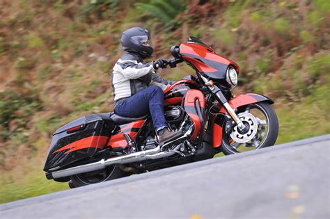 2017 Harley Davidson Cvo Street Glide Review 114 Cubic Inches Of Glory