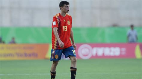 Ya tenemos once de españa: Pedri, por primera vez a la selección mayor de España ...