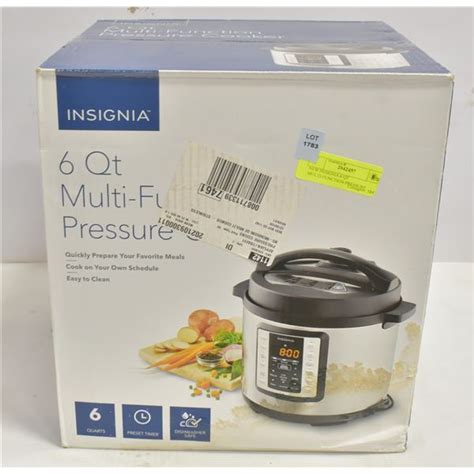New Insignia 6 Qt Multi Function Pressure Cooker