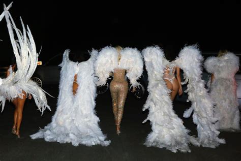 Сестрите Кардашиян станаха ангели на Victoria S Secret Сн 7 Фото галерии Vesti Bg