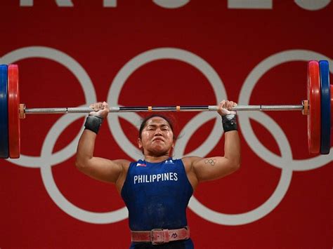 God Helped Hidilyn Diaz Pull Off Record Setting Golden Olympic Lift