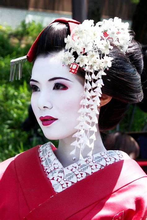 coiffure japonaise traditionnelle femme alztbc