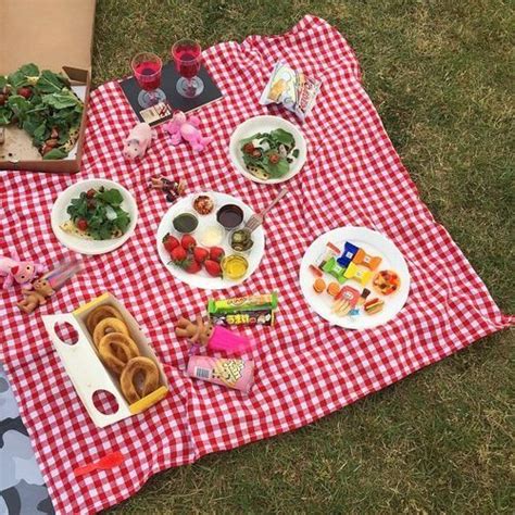 Picnic Date Food Picnic Time Summer Picnic Picnic Ideas Picnic Lunches Picnic Foods Easy