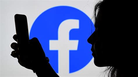 Facebook Whistleblower Reveals Identity Ahead Of 60 Minutes Interview