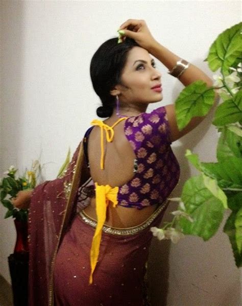 bangladeshi sizzling model and actress alisha prodhan in saree saree fashion