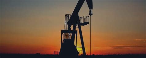 Oil Higher Yet On Track For Huge Weekly Loss Crude Oil 13 November